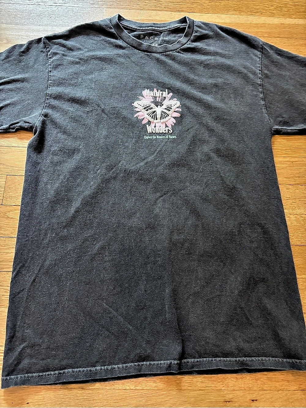 PacSun Natural Wonders Butterfly Graphic Tee Size Small